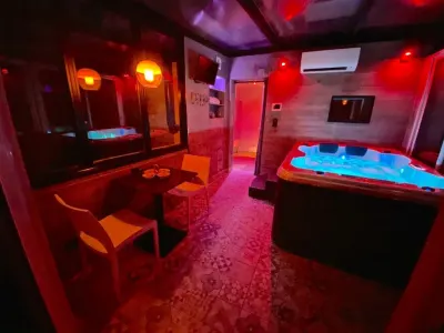 Suite Phantastica, love room aux Pennes-Mirabeau