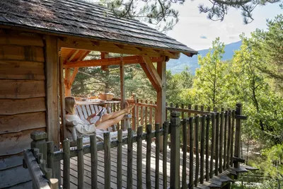 Cabane dans les arbres avec jacuzzi privatif - Bois d'Arambe, photo 3