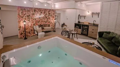 Vénusa Suite - Suite Comédie, love room à Montpellier