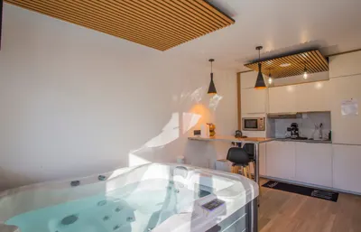 Bubblehomeparis, photo 2
