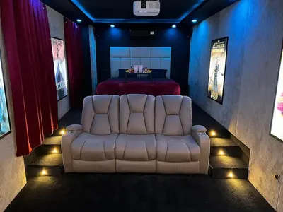 Cinéma & Jacuzzi, love room à Vienne