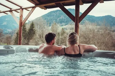 Gîte La Patte Nordic - Le Saloon & Spa, love room au Biot
