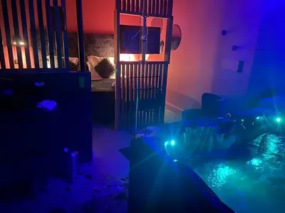 Le 50 suite and spa - La Litchi, love room à Bordeaux