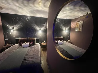 SUITE KASSIOPEE, romantisme, balnéo, sauna, photo 3