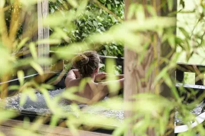 Le Domaine des Prés Verts -Le Refuge, love room à Allerey