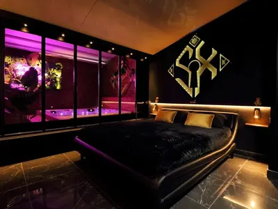 La SXCAPE ROOM, love room à Aigues-Mortes