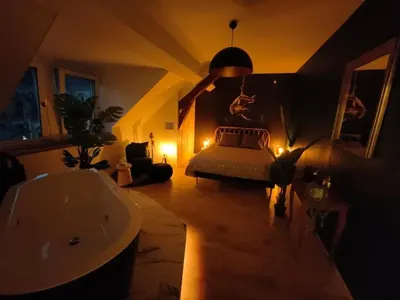 El Circo Gambetta,sublime suite balnéo, love room à Épernay