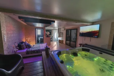 Bulle de Nuit - La Suite Impériale, love room à Châteauneuf-les-Martigues