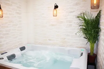 L'Atelier - Gîte & Spa, love room à Épernay