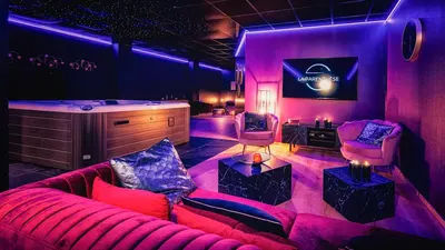 La Parenthèse – Jacuzzi et Sauna Privatif à Cognac, love room à Cognac