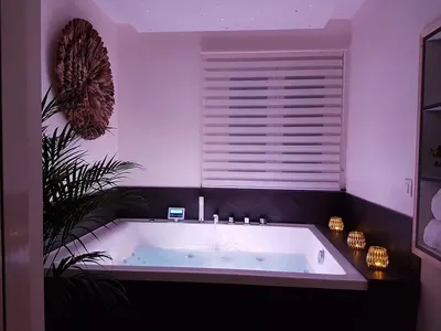 Les Prés de Mautort, love room à Abbeville