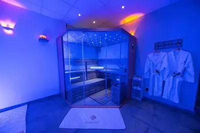 Loft privatif avec jacuzzi et sauna, photo 2