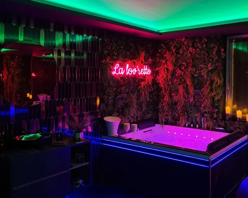 LaLovrette, love room à Caen