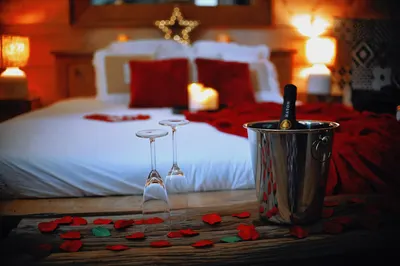 Le Chalet romantique en montagne, SPA, Écran cinéma, Lit king size, day use, 5min centre, photo 2