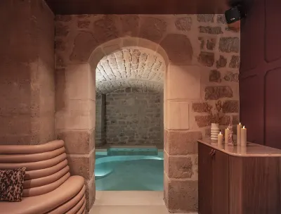 Boudoir des Muses - Spas privatifs Vénus et Hédoné, photo 2