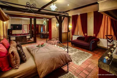 Suite Sultane by Le Clos des Thermes, love room à Chaudfontaine