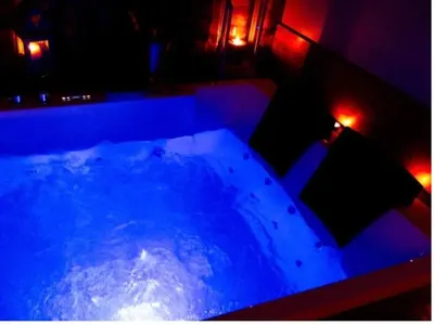 Le Clos des Charmelines - La suite, love room à Vexin-sur-Epte