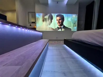 Les Suites B Spa - Romantique CineWood Spa, photo 5