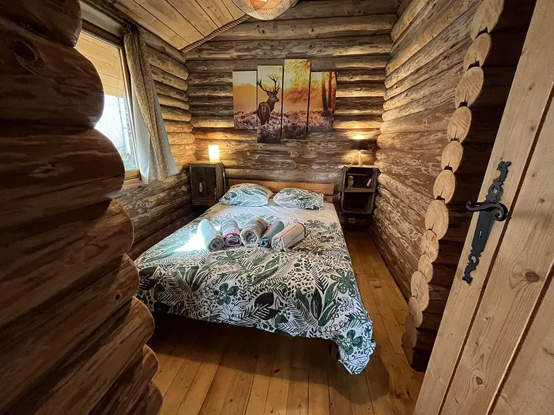 CHARMES en CHALET, love room à Charmes-lès-Langres