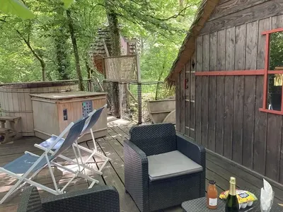 Domaine des Vaulx - Cabane Lov'nid spa, photo 3