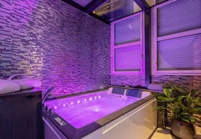 glamappartspa New York expérience, love room à Reims