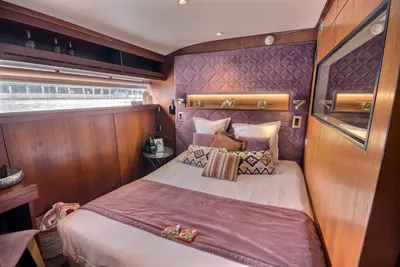 VIP Paris Yacht hôtel - Suite Orient, photo 3