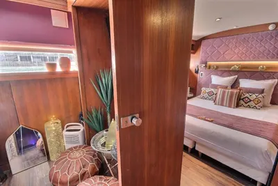VIP Paris Yacht hôtel - Suite Orient, photo 2