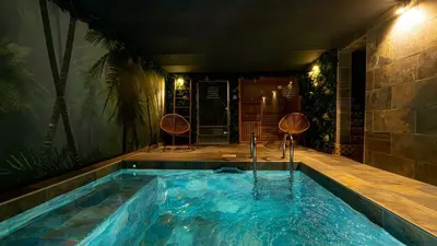 Suite 47 SPA - Pool, love room à Précy-sur-Oise