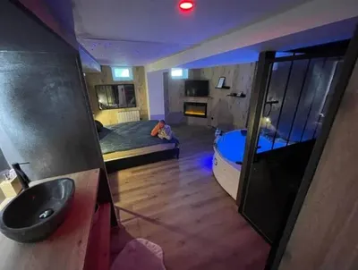 L'Atelier des Rêves - Appartement Balnéo à Rouen, love room à Rouen
